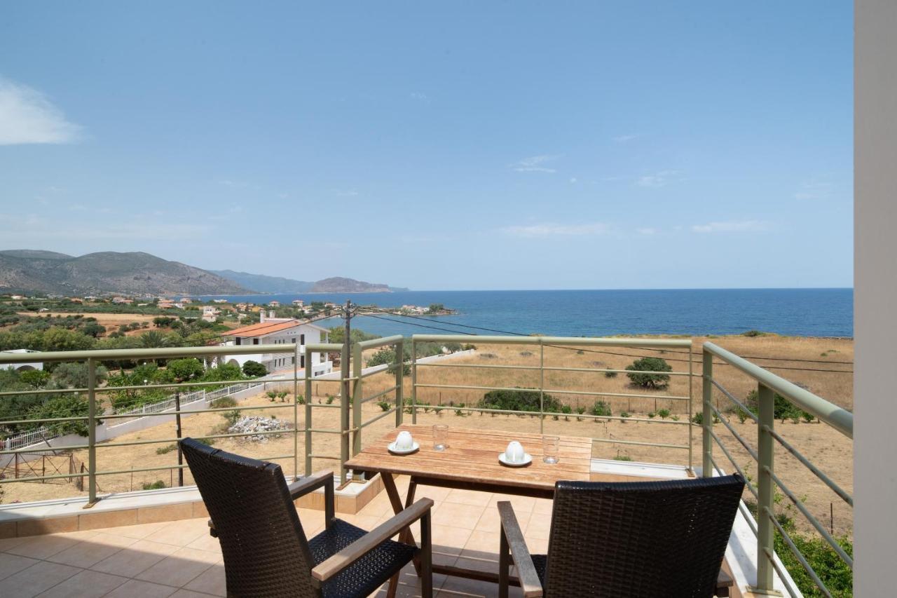 Villa Luisa Exclusive Residences Монемвасія Екстер'єр фото